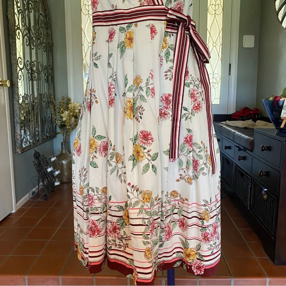 NWT Anthropologie Gal Meets Glam Teresa Floral Wrap Dress - Picture 4 of 12